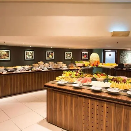 Brasil Tropical Hotel 4*